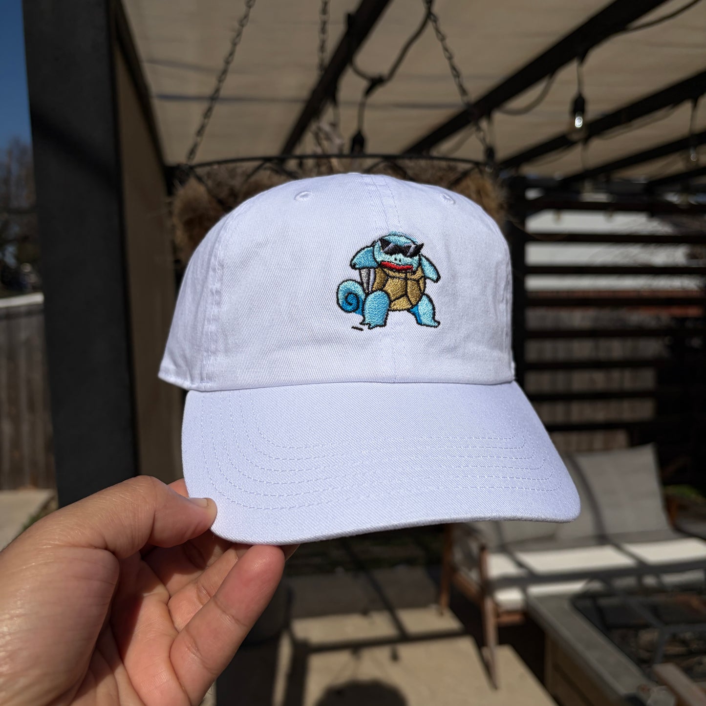 SqUrItlE HaT (White)